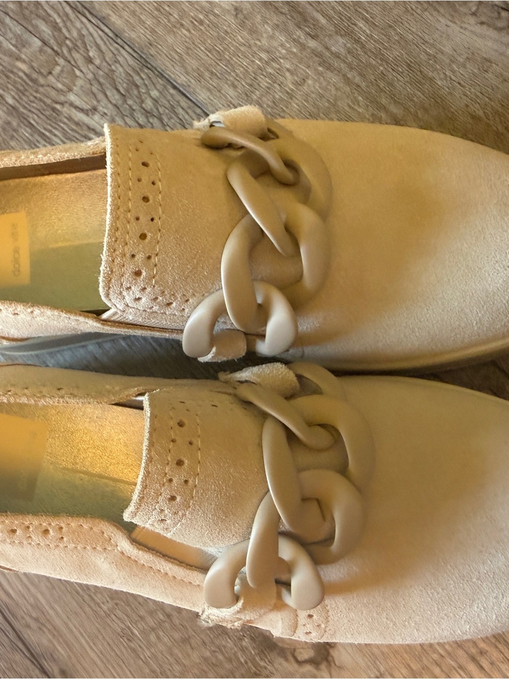 Dolce Vita Cream Suede Chain-Trim Slip-On Flats - Picture 5 of 7
